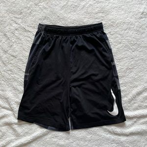 Nike Dri Fit athletic shorts size kids XL black w/ swoosh down one leg